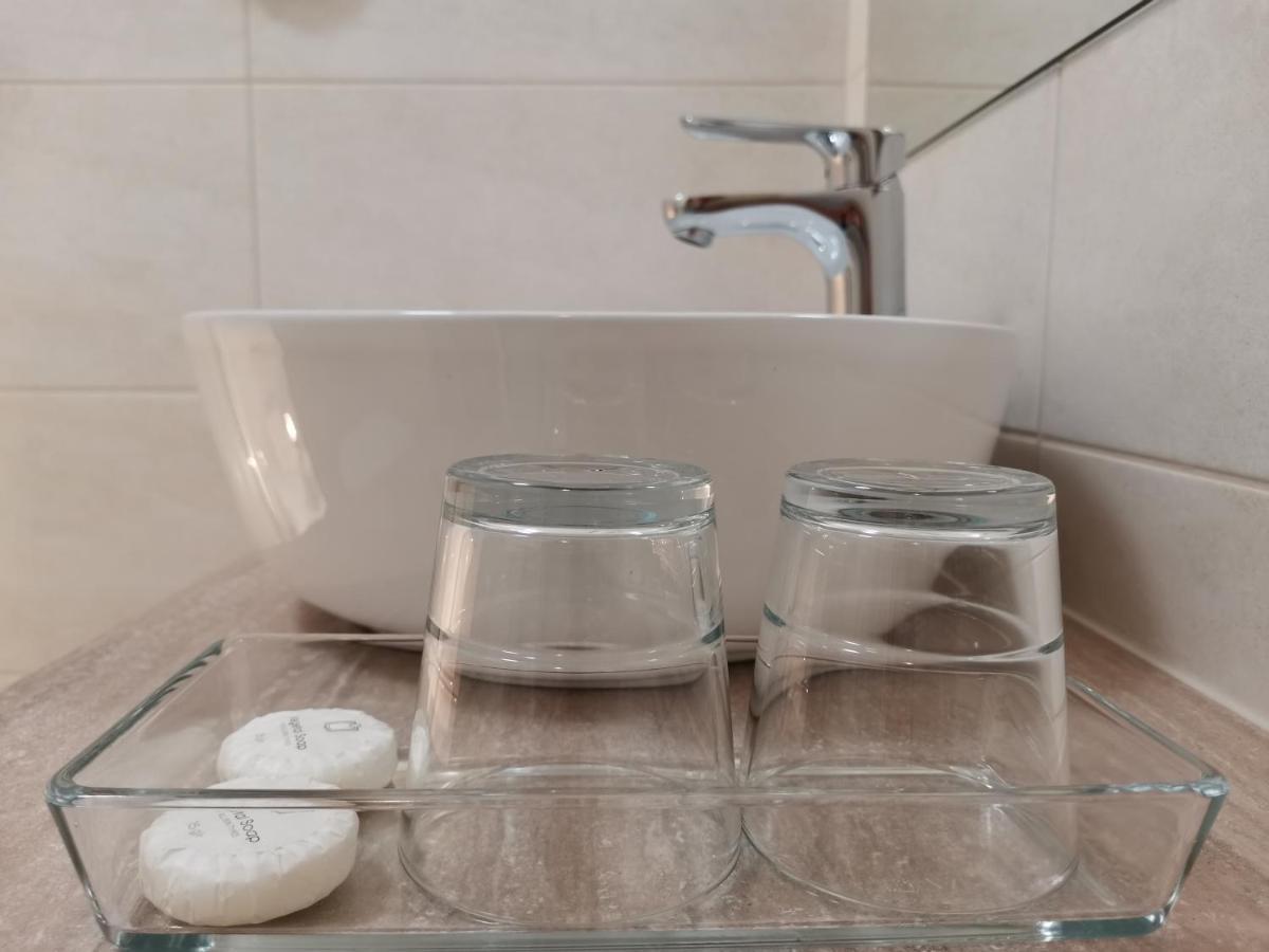 Alfa Hotel Дьєр Екстер'єр фото