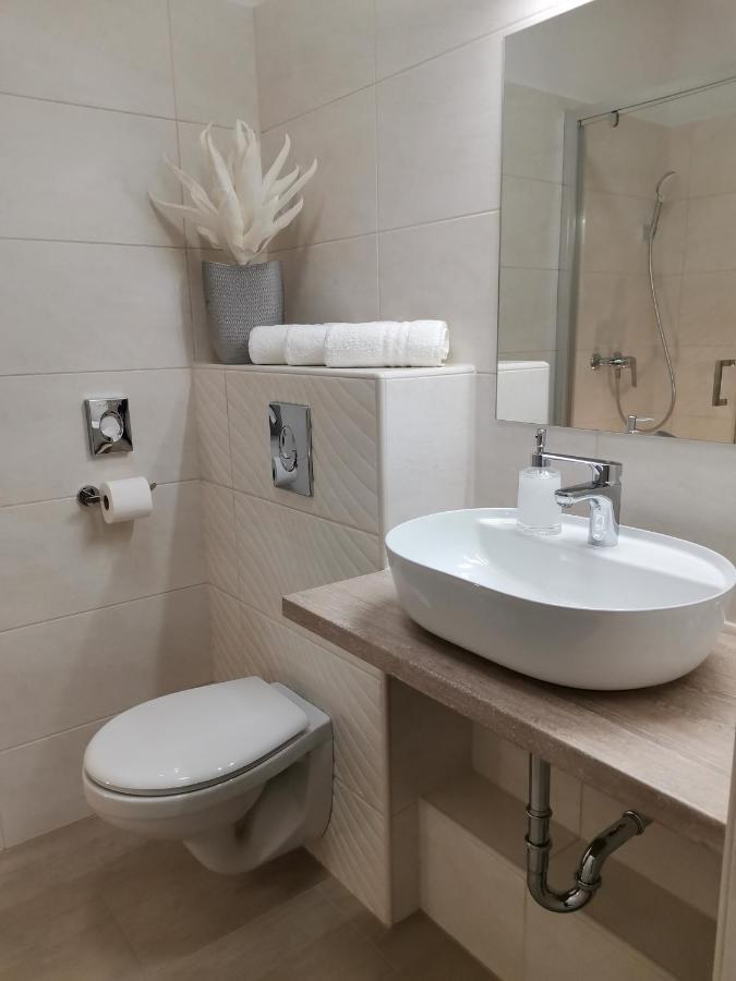Alfa Hotel Дьєр Екстер'єр фото