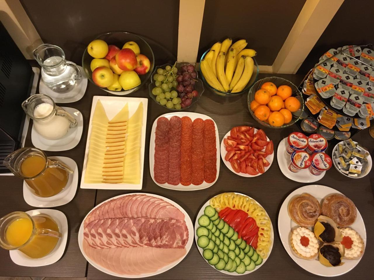 Alfa Hotel Дьєр Екстер'єр фото